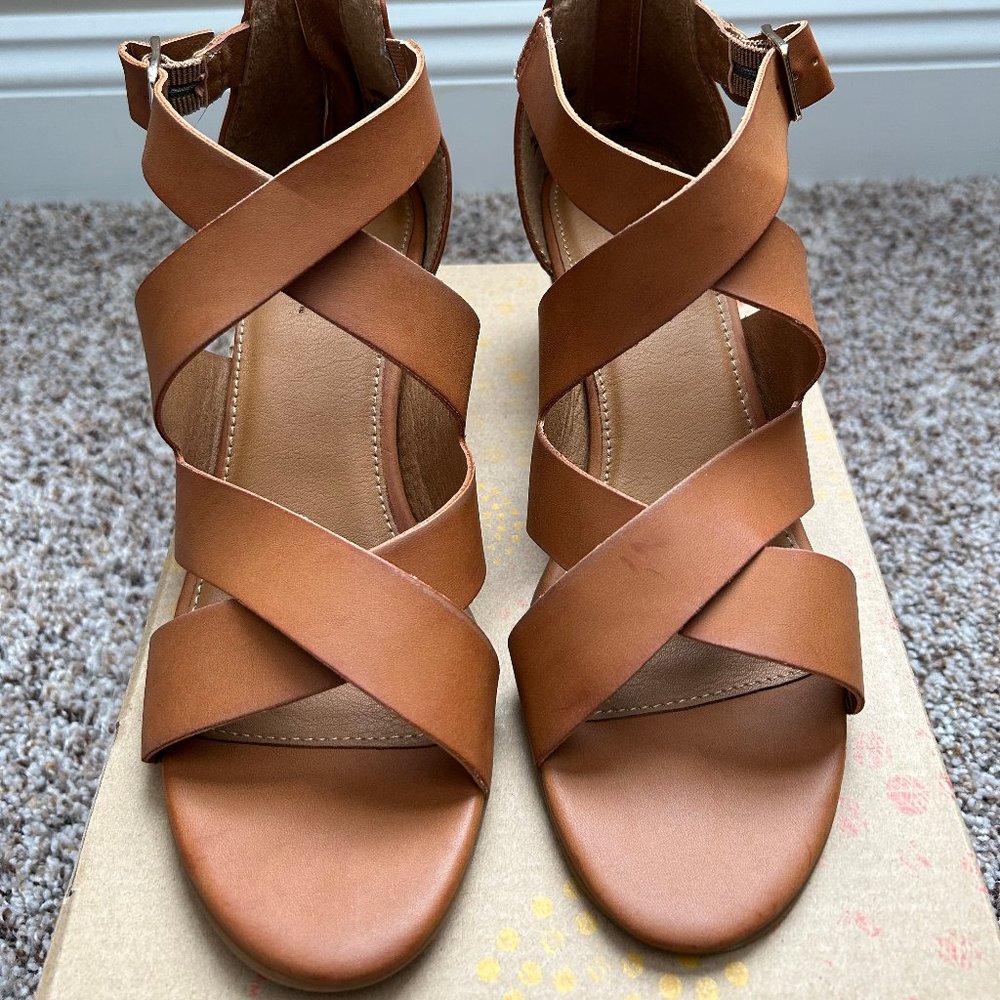 Women's sandals